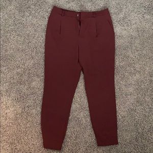 Uniqlo pencil pants in oxblood color.